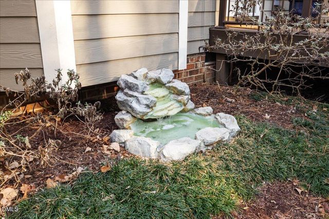 203 Perry Creek Drive, Chapel Hill, NC 27514