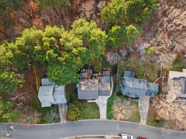 203 Perry Creek Drive, Chapel Hill, NC 27514