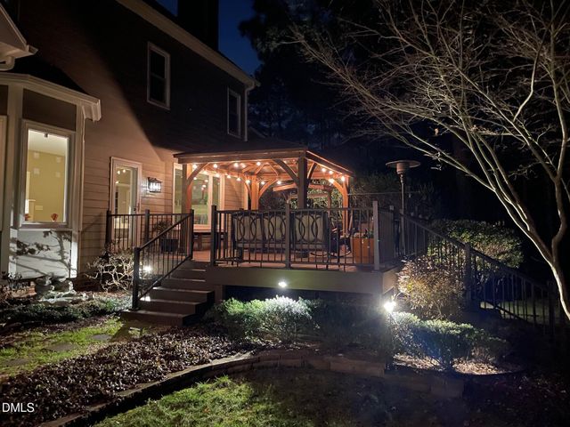 203 Perry Creek Drive, Chapel Hill, NC 27514