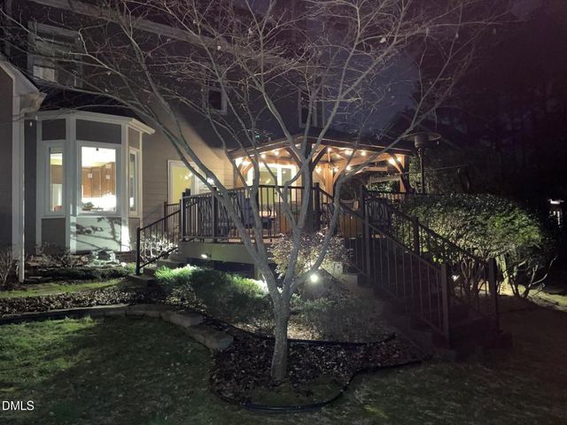 203 Perry Creek Drive, Chapel Hill, NC 27514