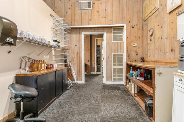 1290 Woodbury Avenue, Portsmouth, NH 03801