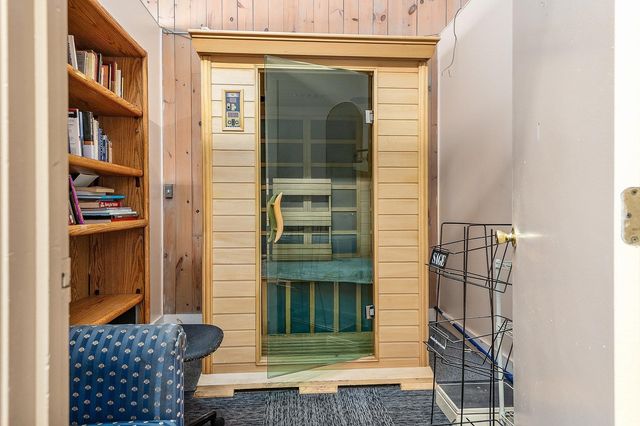 1290 Woodbury Avenue, Portsmouth, NH 03801