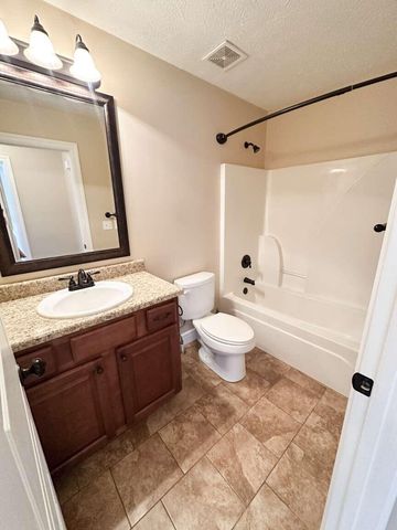 4537 Somerset Drive, Battlefield, MO 65619