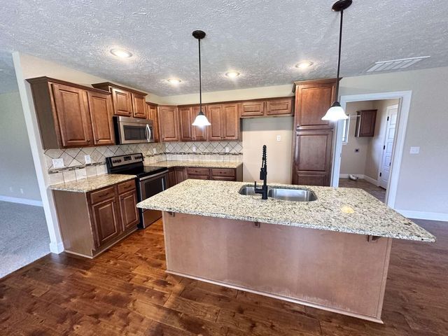 4537 Somerset Drive, Battlefield, MO 65619