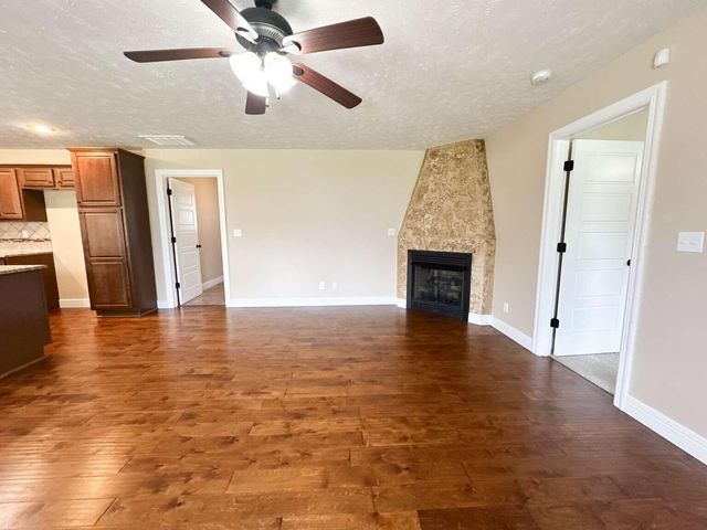4537 Somerset Drive, Battlefield, MO 65619