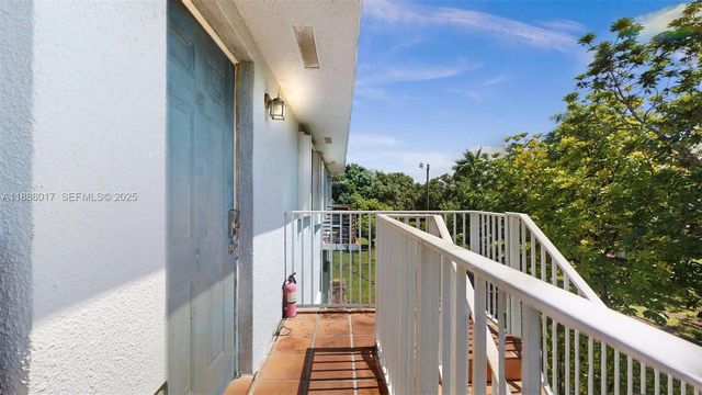 18475 SW 204th Street, Miami, FL 33187