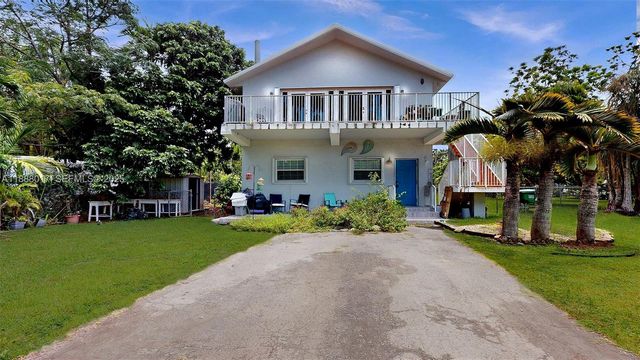 18475 SW 204th Street, Miami, FL 33187