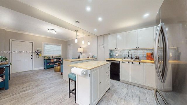 18475 SW 204th Street, Miami, FL 33187
