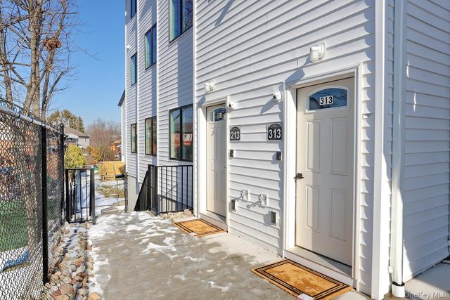 4 Howard Drive 213, Spring Valley, NY 10977