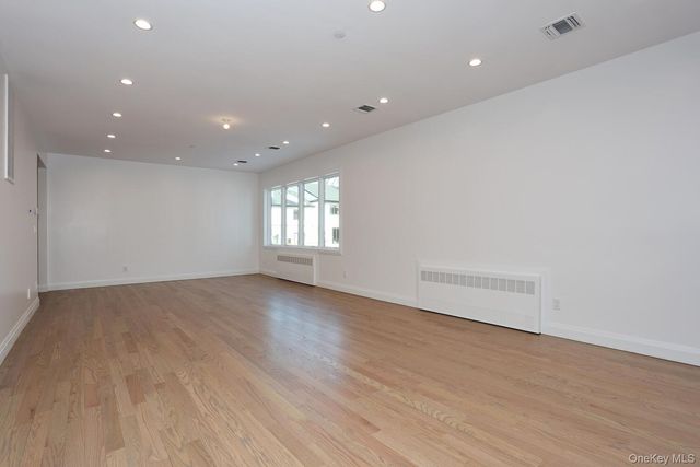 4 Howard Drive 213, Spring Valley, NY 10977
