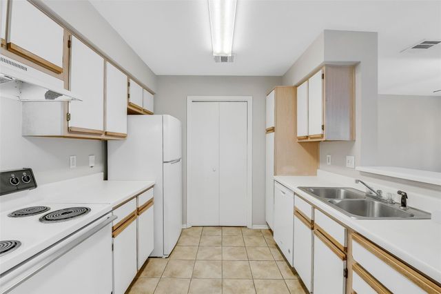 10007 Emerald Creek Drive C, Houston, TX 77070