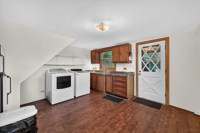 30W722 Smith Road, Wayne, IL 60184