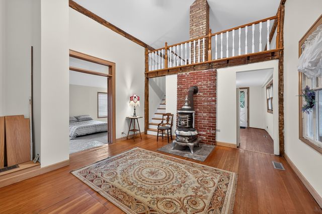 30W722 Smith Road, Wayne, IL 60184
