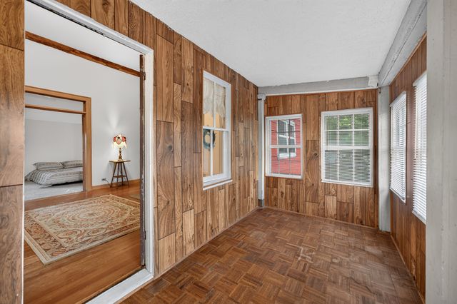 30W722 Smith Road, Wayne, IL 60184
