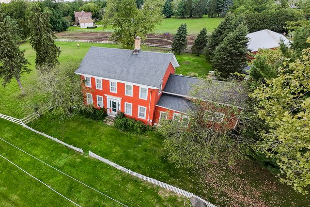 30W722 Smith Road, Wayne, IL 60184
