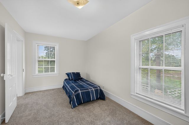 30W722 Smith Road, Wayne, IL 60184