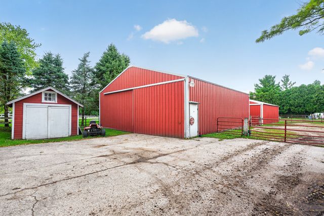 30W722 Smith Road, Wayne, IL 60184