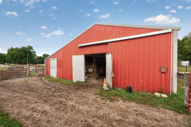 30W722 Smith Road, Wayne, IL 60184
