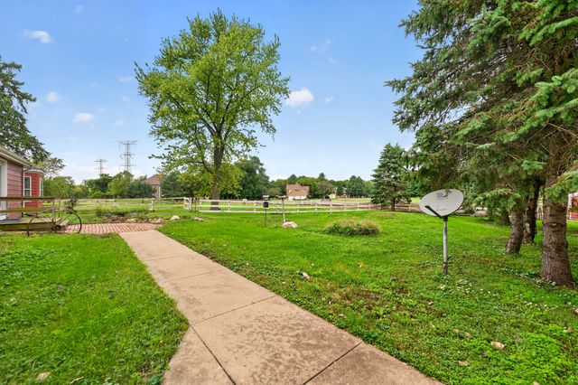 30W722 Smith Road, Wayne, IL 60184