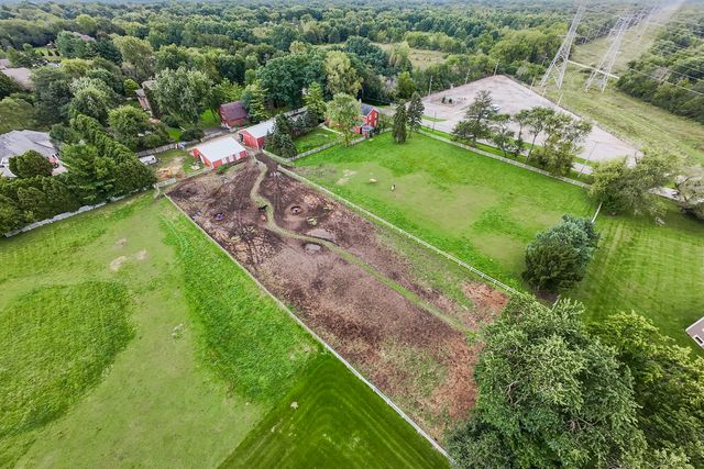 30W722 Smith Road, Wayne, IL 60184