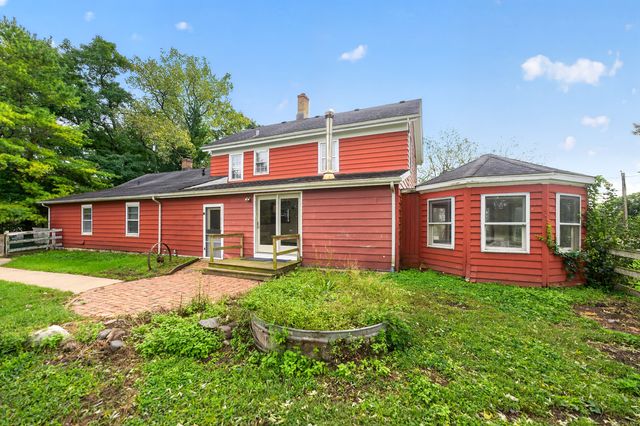 30W722 Smith Road, Wayne, IL 60184