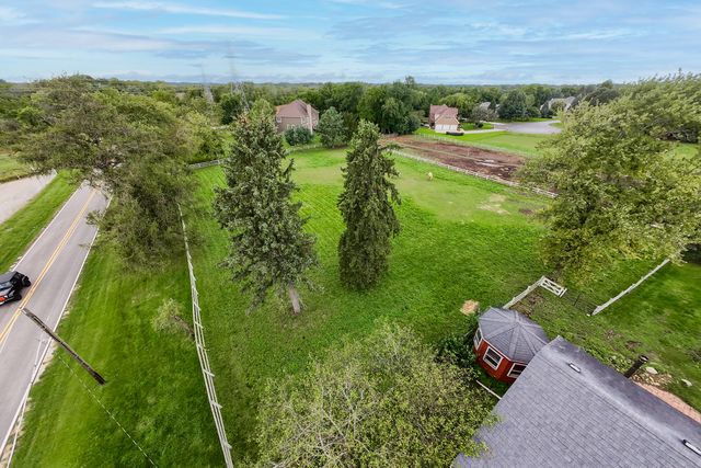30W722 Smith Road, Wayne, IL 60184