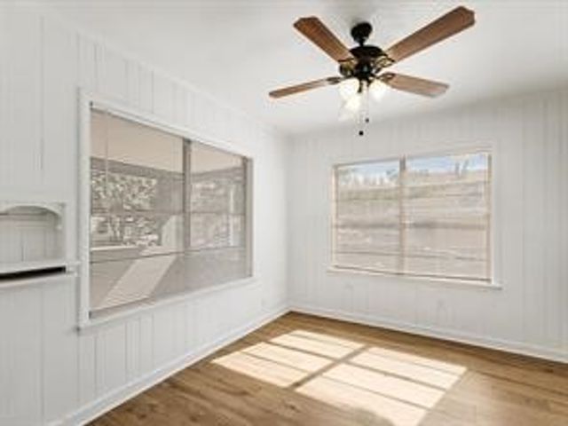 519 Sunnyside Avenue, Cockrell Hill, TX 75211