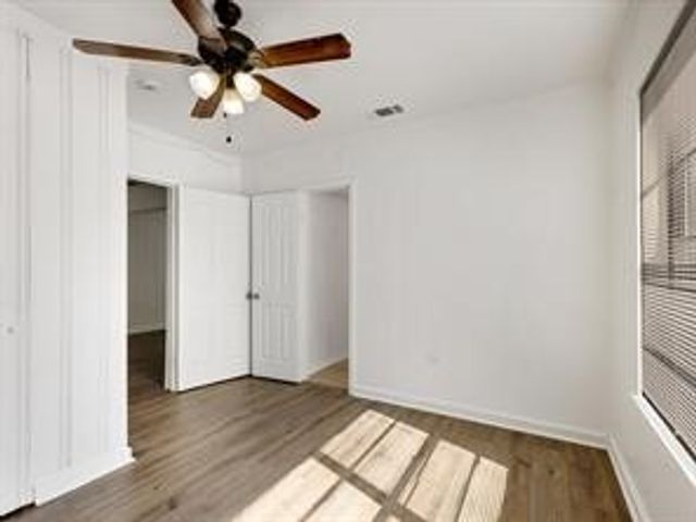 519 Sunnyside Avenue, Cockrell Hill, TX 75211