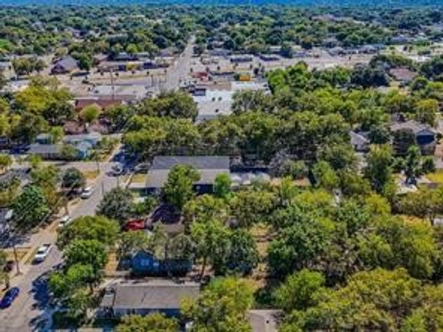 519 Sunnyside Avenue, Cockrell Hill, TX 75211