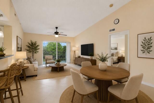 5011 Wiles Road 303, Coconut Creek, FL 33073