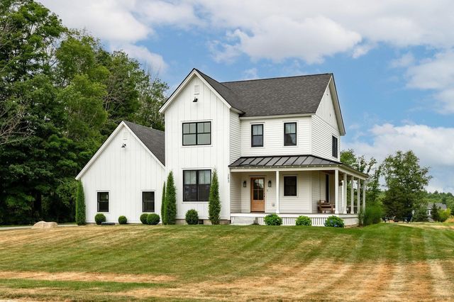 283 Middle Road, Dover, NH 03820