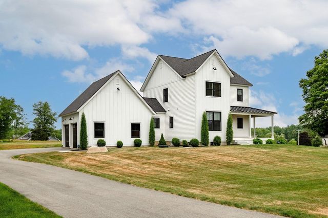 283 Middle Road, Dover, NH 03820
