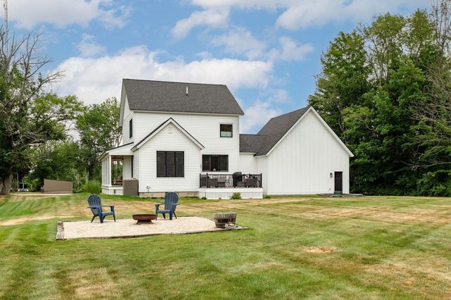 283 Middle Road, Dover, NH 03820