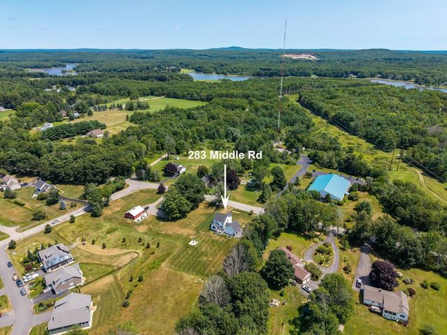 283 Middle Road, Dover, NH 03820