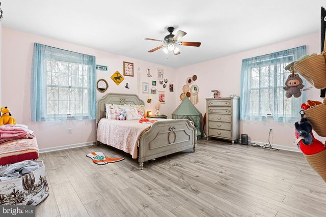 8 WETHERSFIELD DR, Medford, NJ 08055