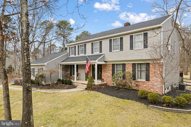 8 WETHERSFIELD DR, Medford, NJ 08055