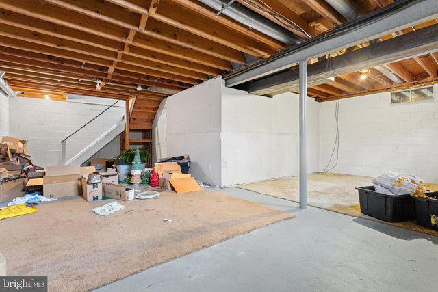 8 WETHERSFIELD DR, Medford, NJ 08055