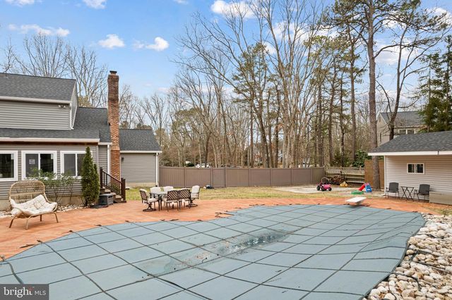 8 WETHERSFIELD DR, Medford, NJ 08055