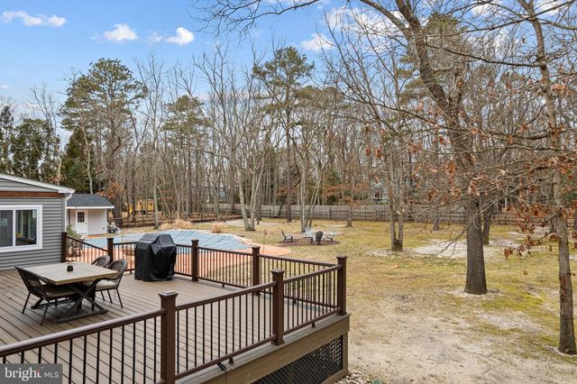 8 WETHERSFIELD DR, Medford, NJ 08055