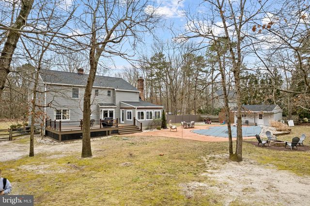 8 WETHERSFIELD DR, Medford, NJ 08055