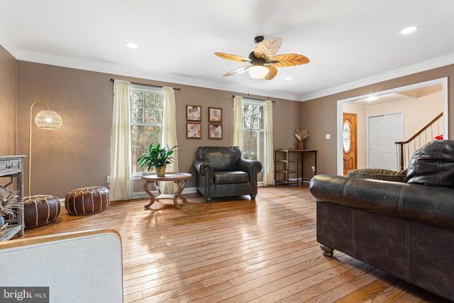 8 WETHERSFIELD DR, Medford, NJ 08055