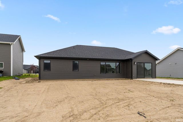 1308 Marsh Deer Run, Huntertown, IN 46748