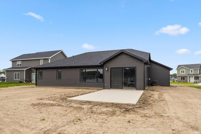 1308 Marsh Deer Run, Huntertown, IN 46748