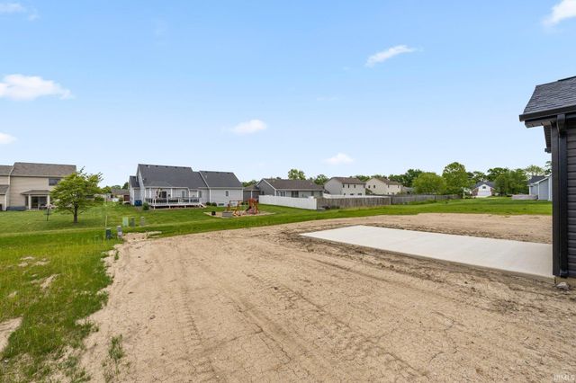 1308 Marsh Deer Run, Huntertown, IN 46748