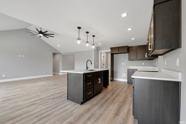 1308 Marsh Deer Run, Huntertown, IN 46748