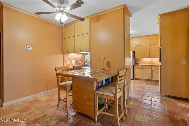 58 Saint Andrews Drive, Jackson, MS 39211