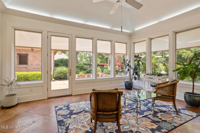 58 Saint Andrews Drive, Jackson, MS 39211