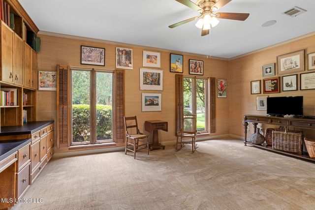 58 Saint Andrews Drive, Jackson, MS 39211
