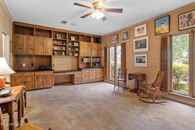 58 Saint Andrews Drive, Jackson, MS 39211