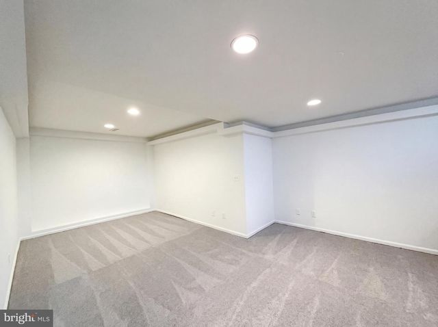 8396 WESTPOINTE DR, Fairfax Station, VA 22039